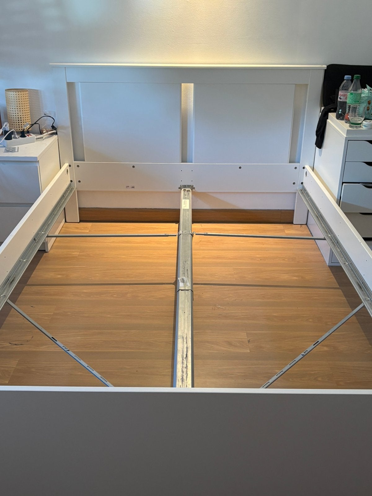 ikea bedframe, Huis en Inrichting, Slaapkamer | Bedden, Ophalen, Zo goed als nieuw