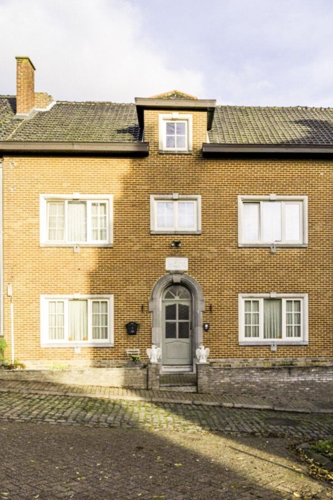 KARAKTERVOLLE GROTE WONING, Huis en Inrichting, Ophalen, Gebruikt, Landelijk