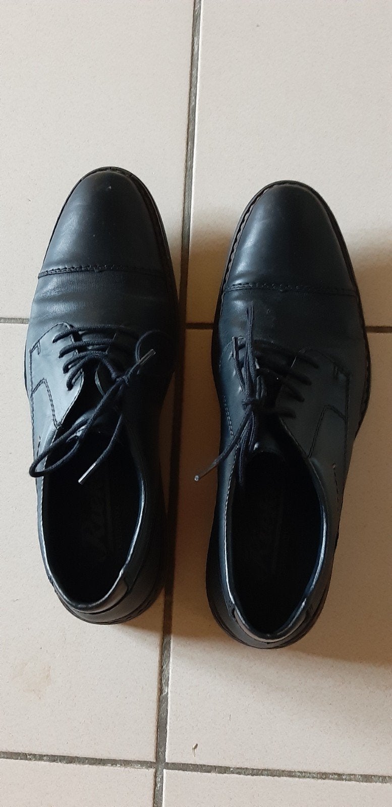 Zwarte herenschoenen Rieker maat 43, Enlèvement