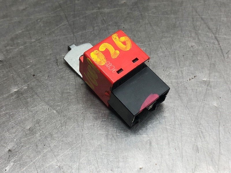 RELAIS Lexus SC (01-2001/07-2010) (|8594224010|), Gebruikt, Lexus