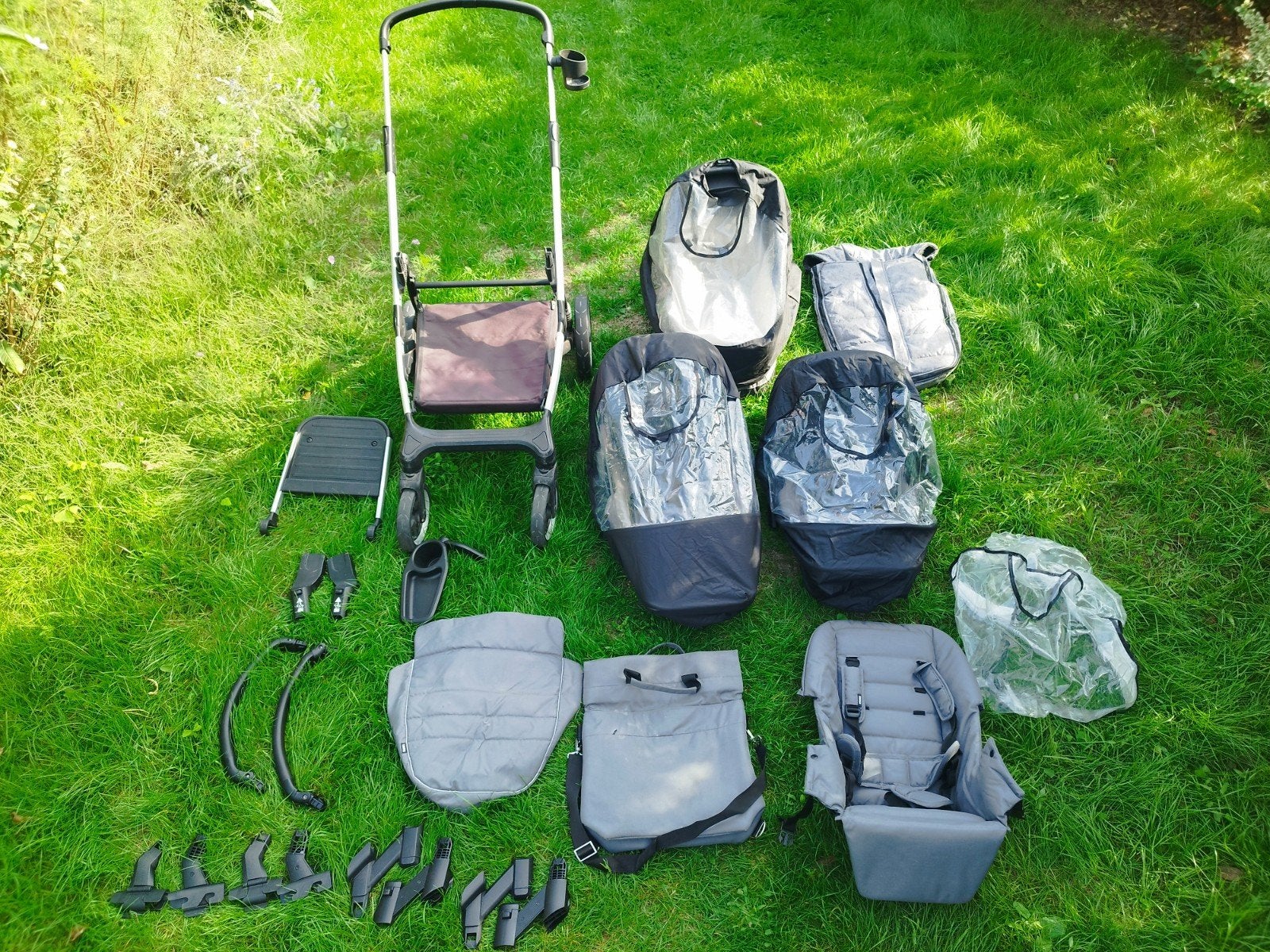 Thule Sleek Duo kinderwagen – zeer complete set – €695, Kinderen en Baby's, Gebruikt, Duowagen, Ophalen, Kinderwagen