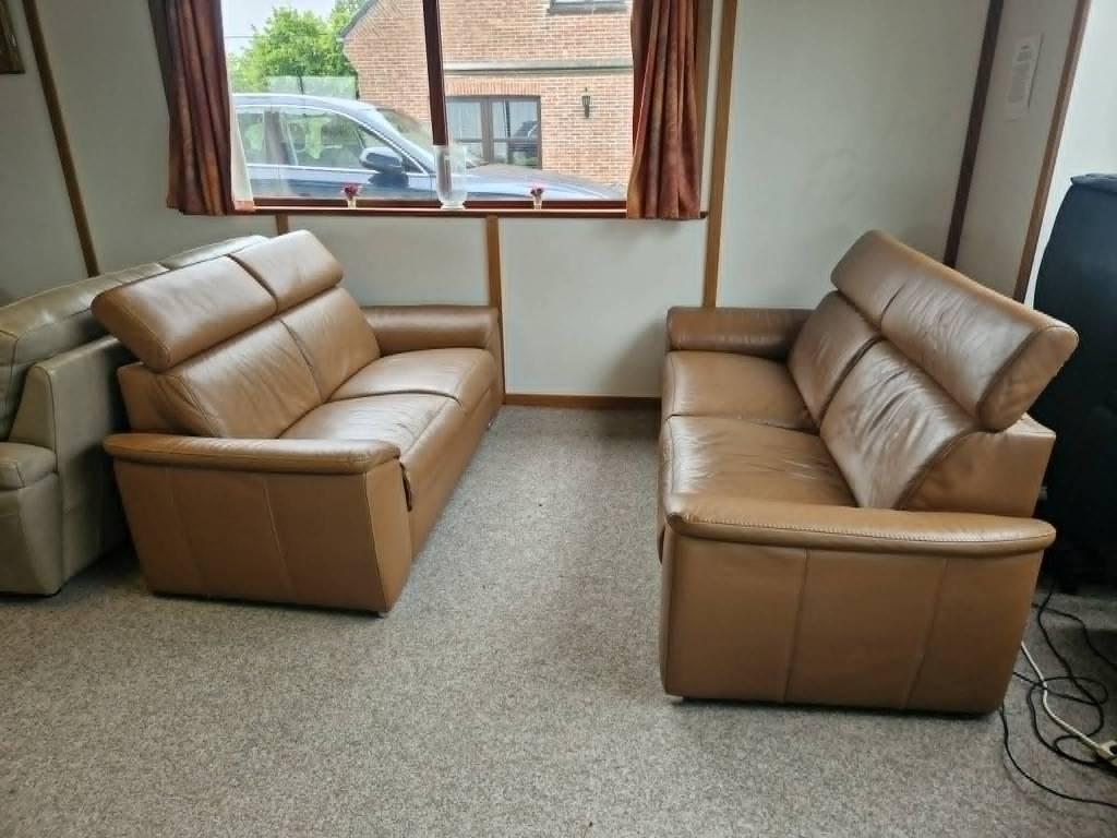 BRUINE BUFFELLEDEREN SALON MET ELEKTRISCHE RELAXEN, Ophalen, Gebruikt, Leer