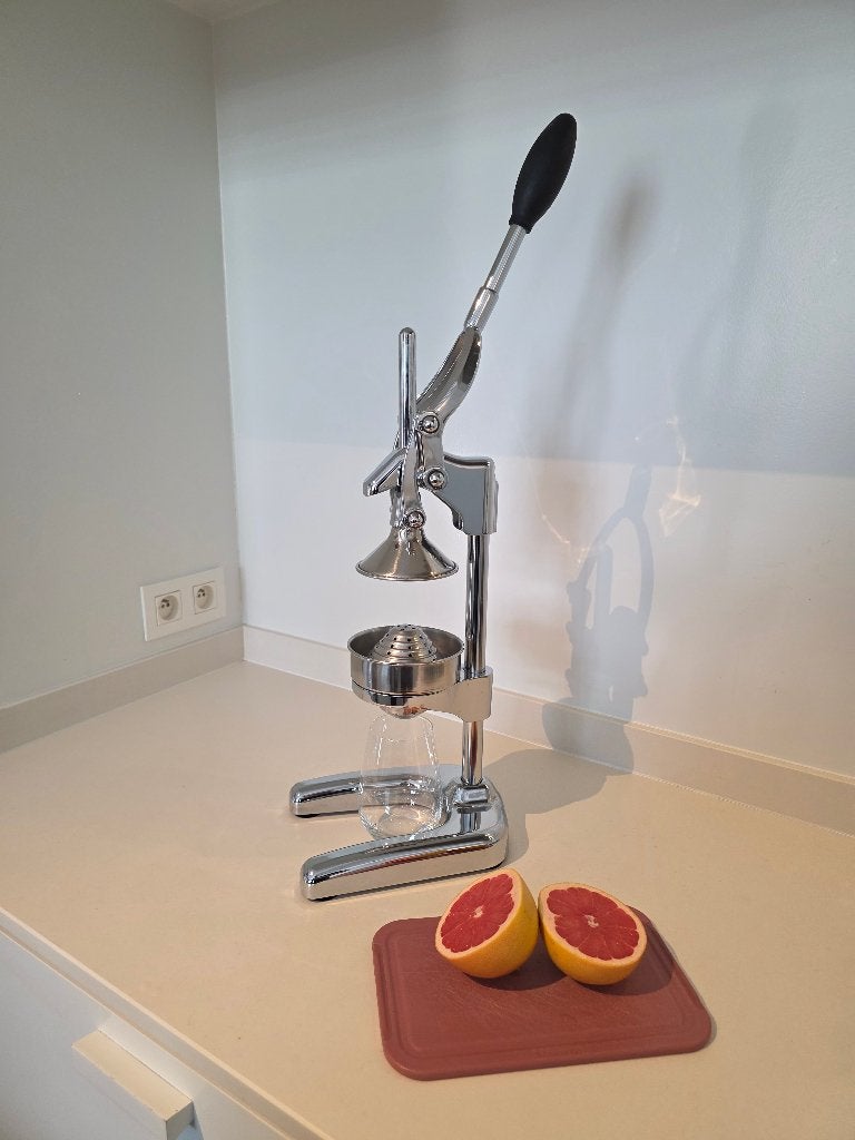 Cilio AMALFI premium citruspers - citrusjuicer, Huis en Inrichting, Keuken | Keukenbenodigdheden, Ophalen, Zo goed als nieuw, Metaal