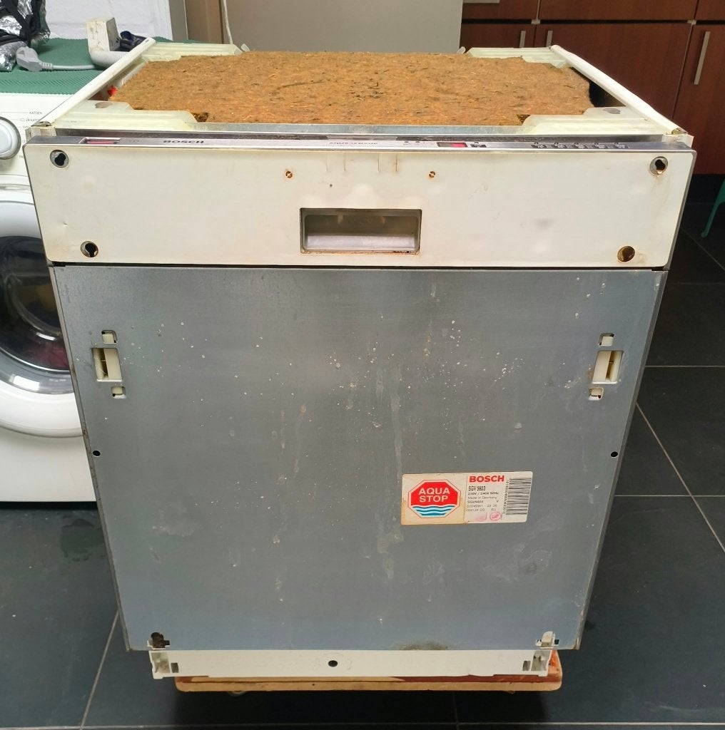 inbouw vaatwasser afwasmachine Bosch spoelmachine € 115,-, Elektronische apparatuur, Ophalen, Gebruikt, Inbouw, Energieklasse A of zuiniger