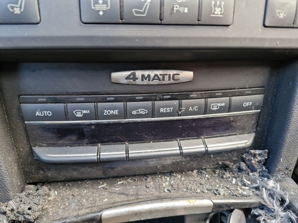 BEDIENINGSPANEEL VERWARMING Mercedes-Benz E (W212), Auto-onderdelen, Gebruikt, Mercedes-Benz, Dialog.mb@mercedes-benz.com, Mercedes-Benz AG