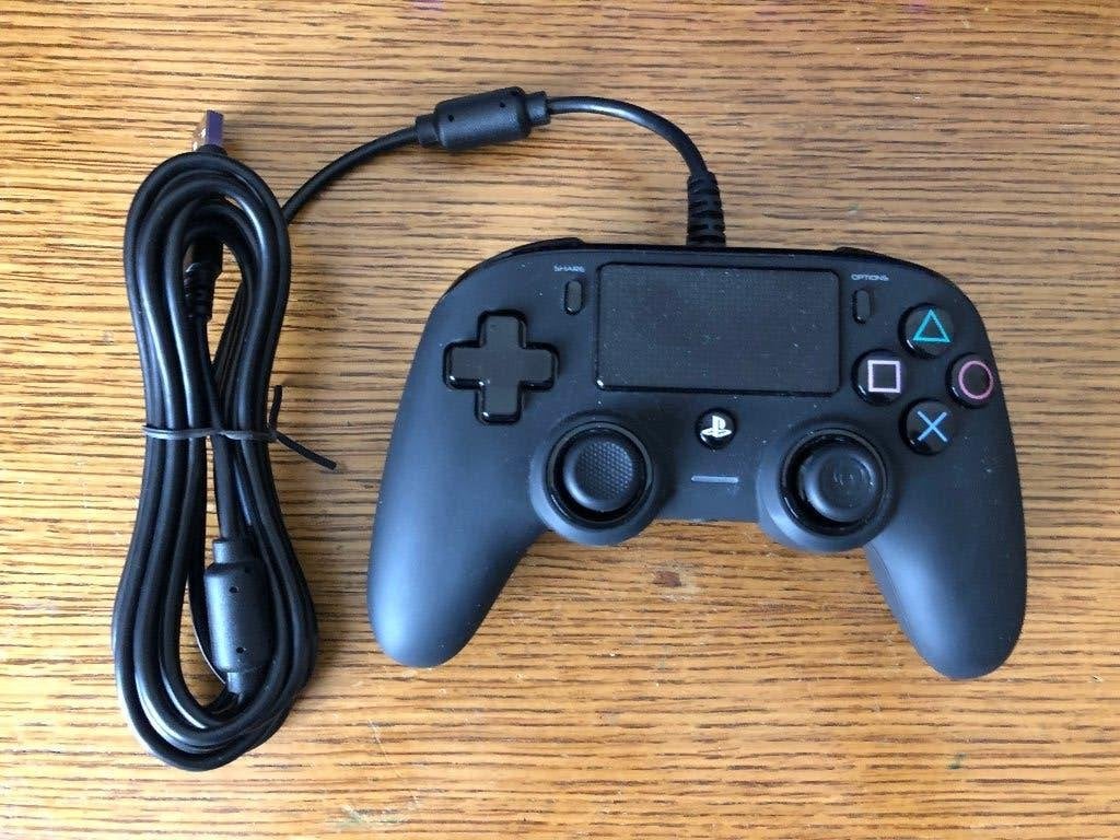 Nacon bedrade PS4 controller, Games en Spelcomputers, Ophalen, Controller