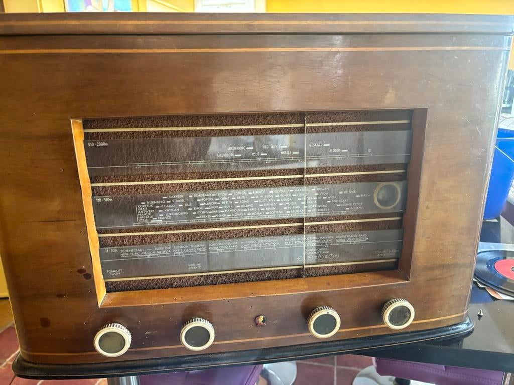 Radio platenspeler  NSF h359a, Ophalen