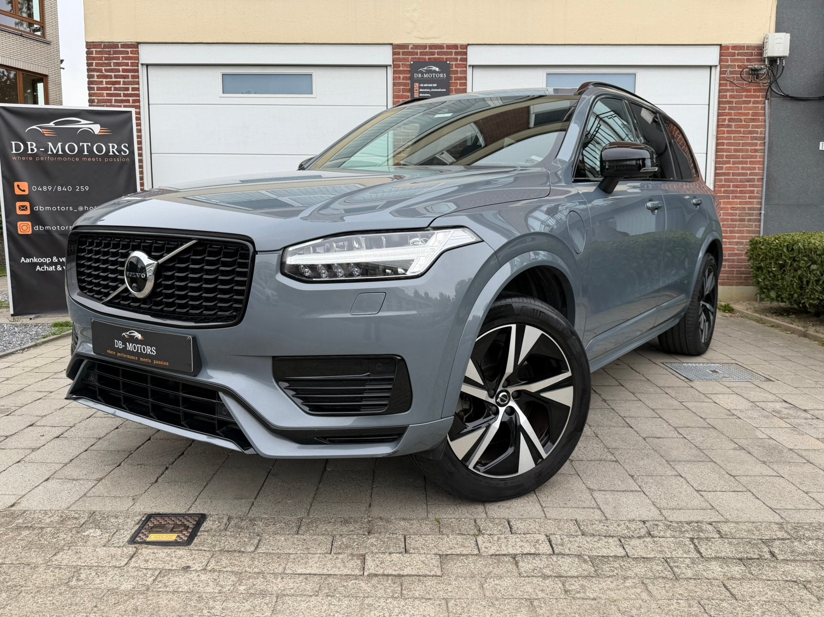 Volvo XC90 Recharge T8 AWD 7 zitplaatsen (310pk), Autos, Achat, Euro 6, Entreprise, 4x4