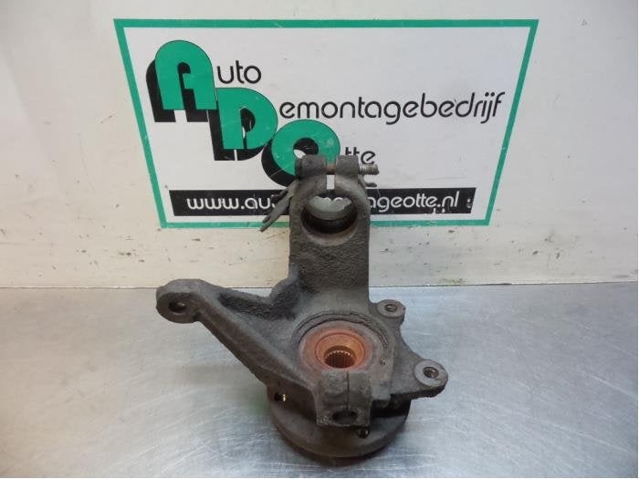 Fusee links-voor van een Citroen Berlingo (Berlingo 96-), Gebruikt, -, Ophalen of Verzenden, -