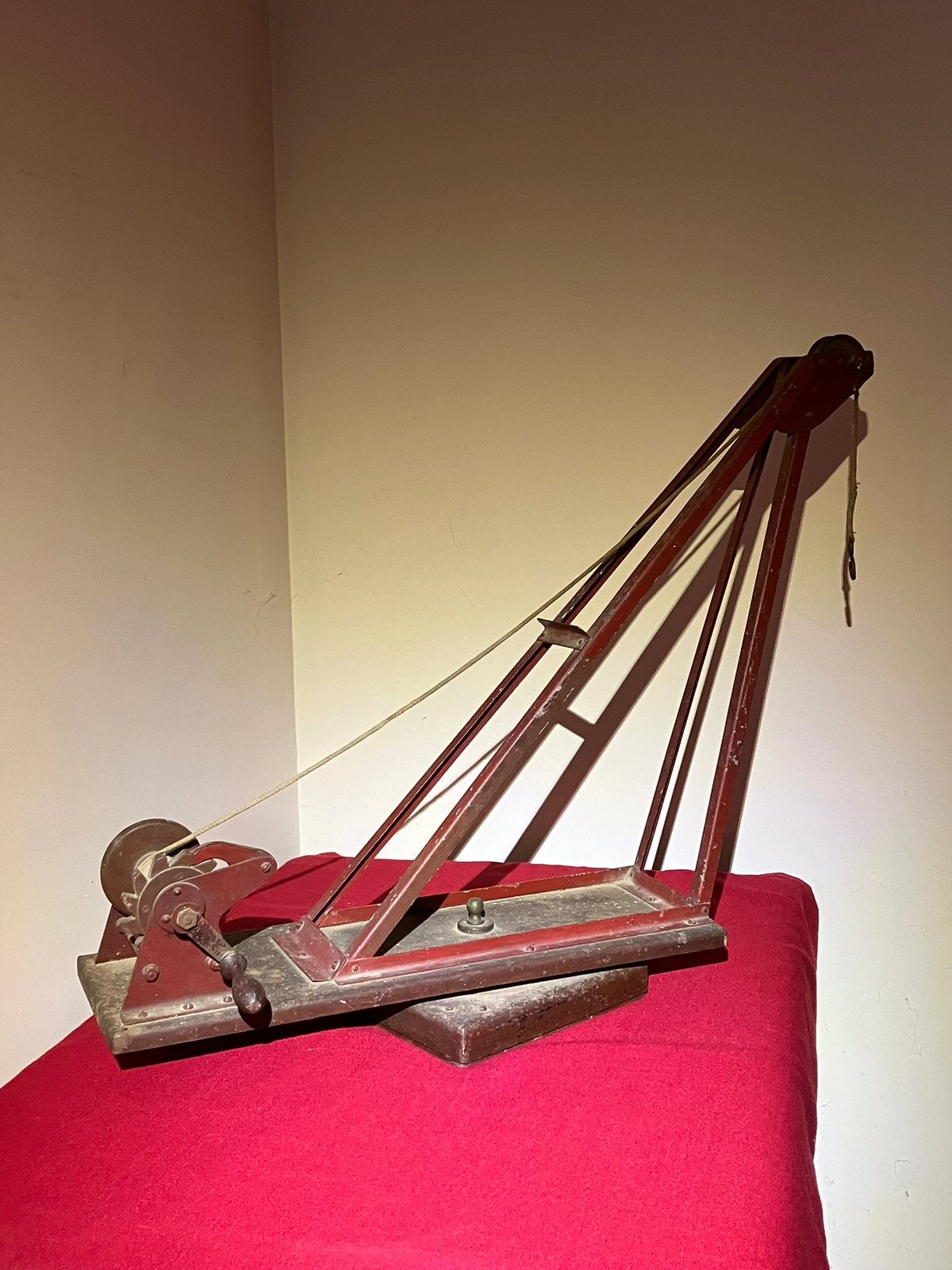 Oud kraanspeelgoed, Ophalen