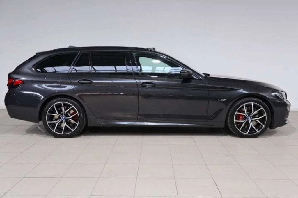 BMW 5 Serie 530 Touring 530eXA PHEV M PACK (bj 2022), Auto's, Automaat, 1998 cc, Gebruikt, 4 cilinders