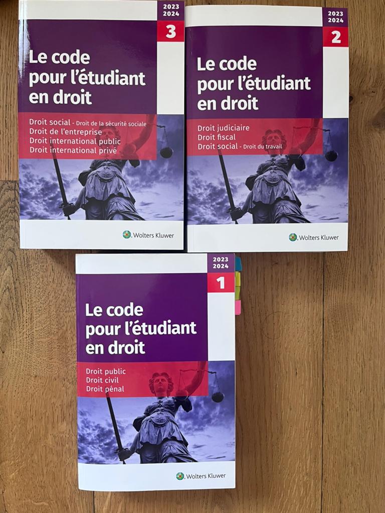 Le code pour l’etudiant en droit, Livres, Enlèvement ou Envoi, Comme neuf