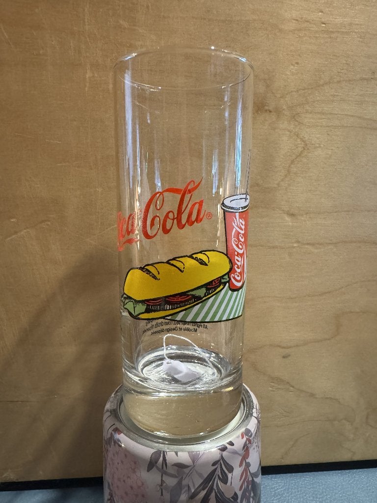 Vintage Coca-Cola glas jaren 90 – broodje & Coca-Cola, Verzamelen, Ophalen of Verzenden, Gebruikt, Frisdrankglas