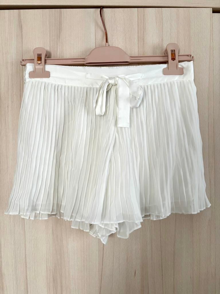 Witte short Etam maat S Nieuw - €5, Ophalen of Verzenden, Nieuw, Maat 36 (S)
