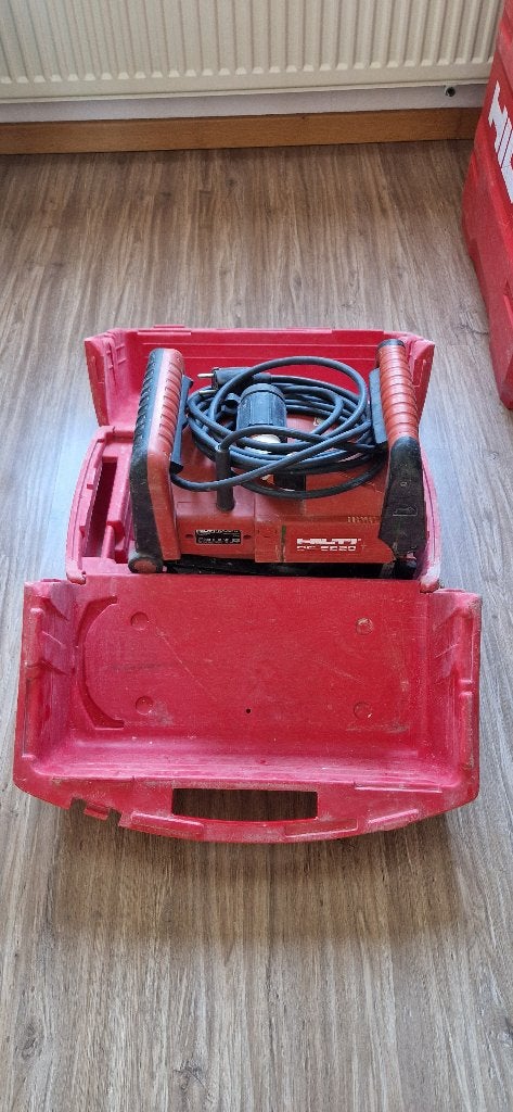 Machine à rainurer Hilti Slotsaw, trancheuse murale, Bricolage & Construction, Outillage | Fraiseuses, Électrique, Enlèvement ou Envoi