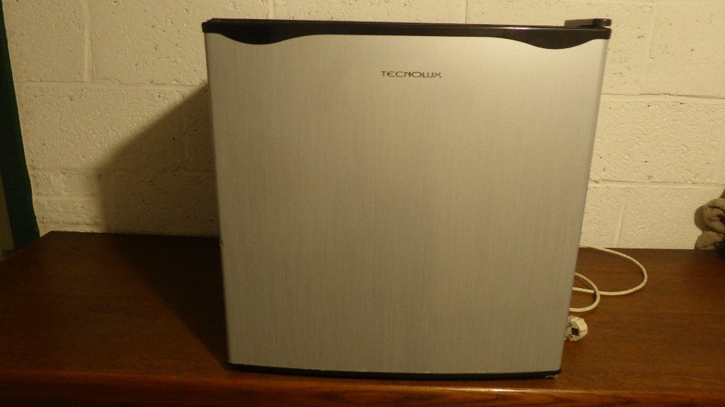 frigo, Electroménager, Avec compartiment congélateur, Comme neuf, Enlèvement, 45 à 60 cm