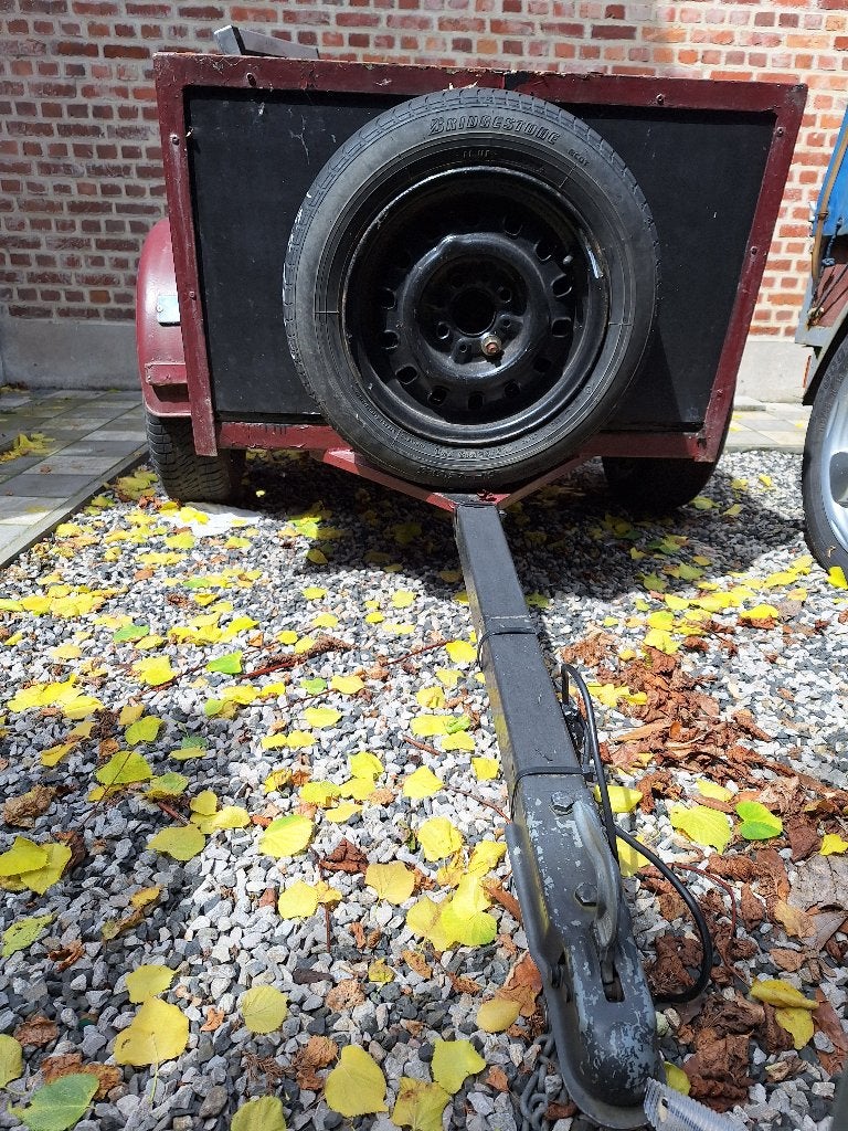 Aanhangwagen / remorque, Ophalen, Zo goed als nieuw