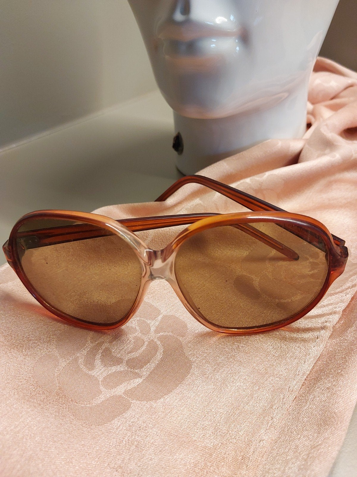 Lunettes de soleil authentiques pour femmes des années 70 ! , Enlèvement ou Envoi