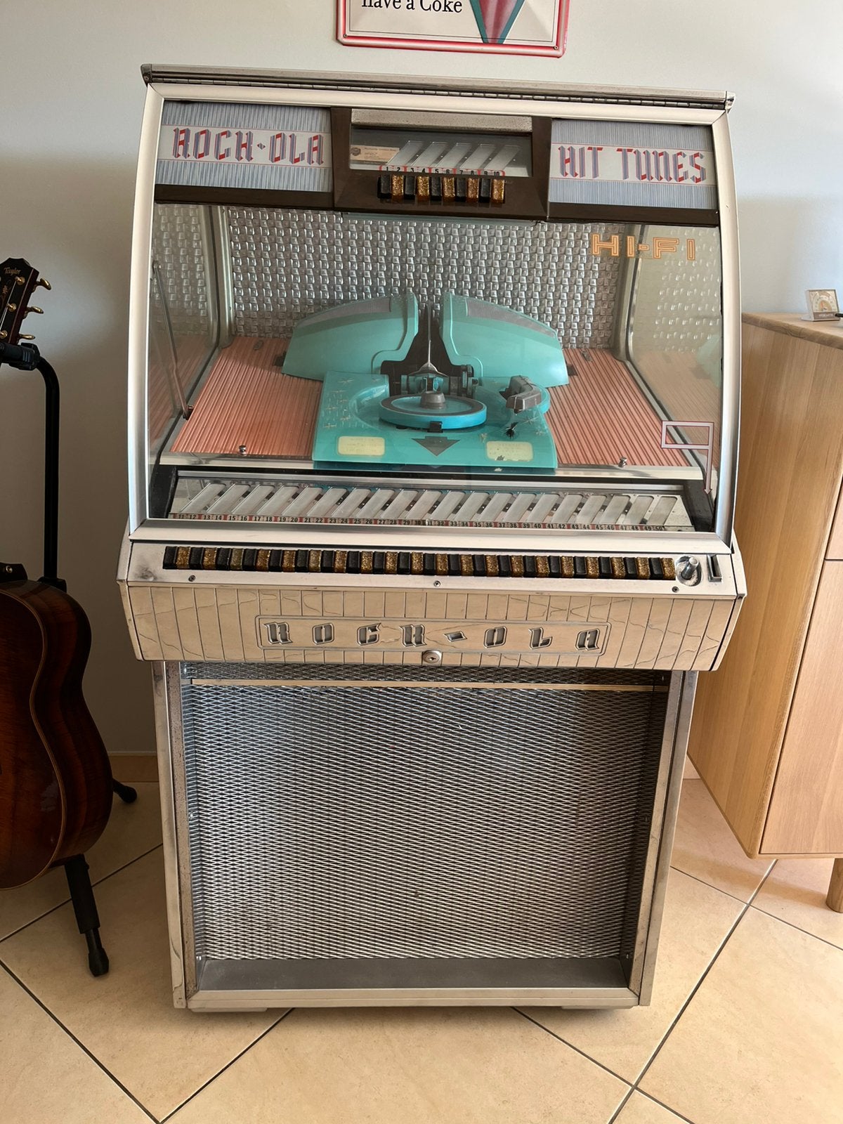 Rock-Ola jukebox, 1950 à 1960, Avec singles, Rock Ola, Enlèvement