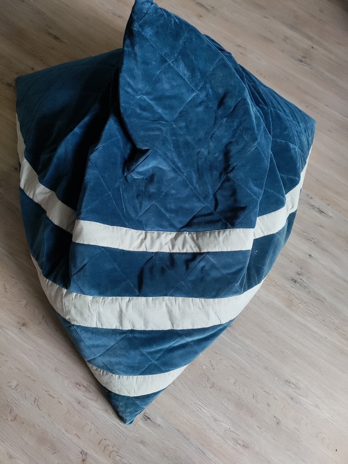 Zitzak Small World blauw fluweel, Huis en Inrichting, Zitzakken, Ophalen, Blauw, Zitzak