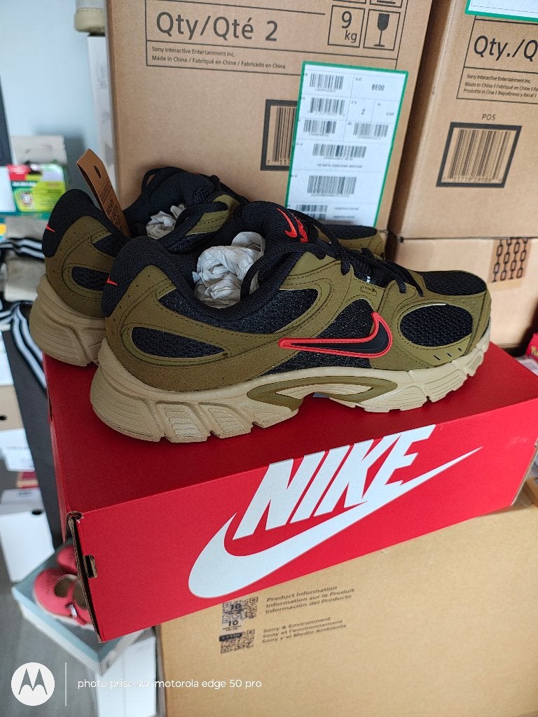 Baskets homme Nike T. 44,5 neufs, Enlèvement ou Envoi, Neuf