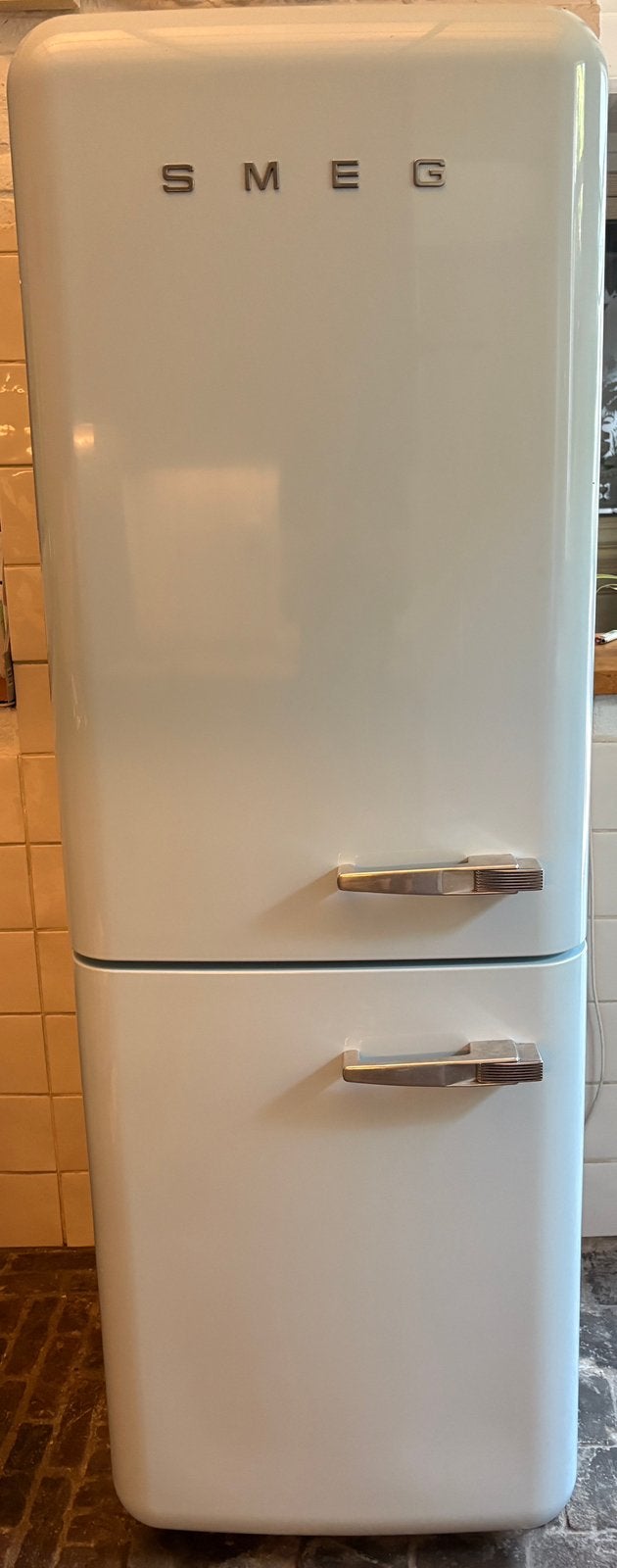 SMEG koelkast/vriezer lichtblauw, Ophalen, Gebruikt, Met aparte vriezer