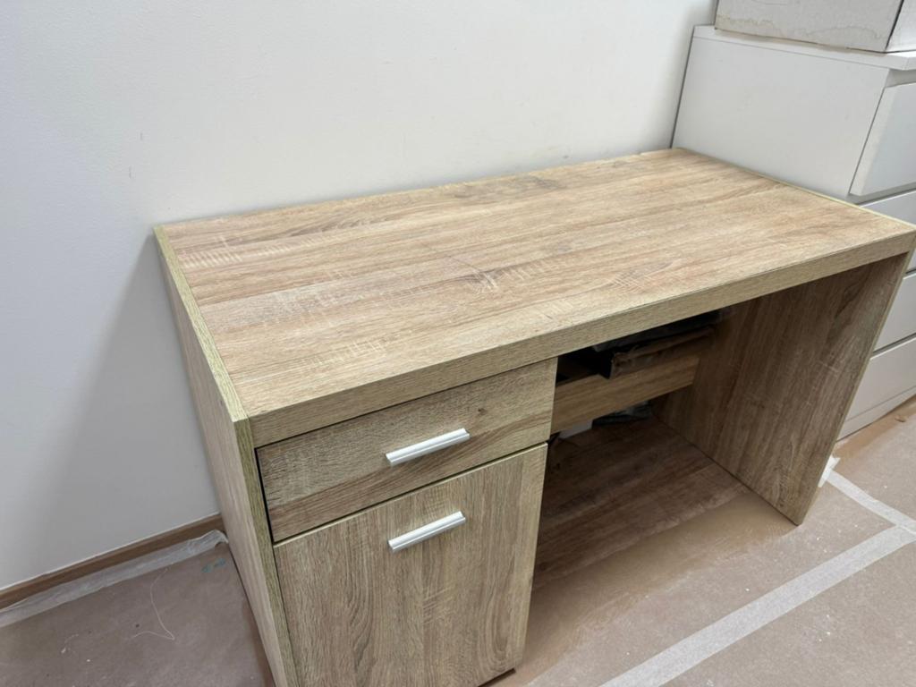 Bureau 120 x 60, Enlèvement, Avec tiroirs, Utilisé, Bureau d'ordinateur