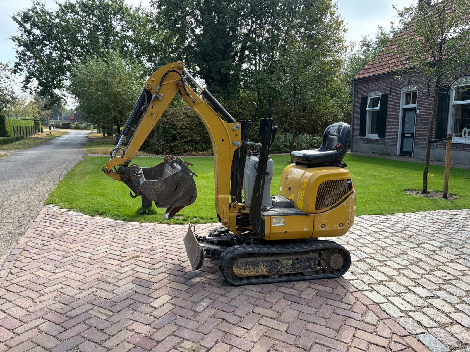 Cat 300.9d, Articles professionnels, Machines & Construction | Grues & Excavatrices, Enlèvement ou Envoi