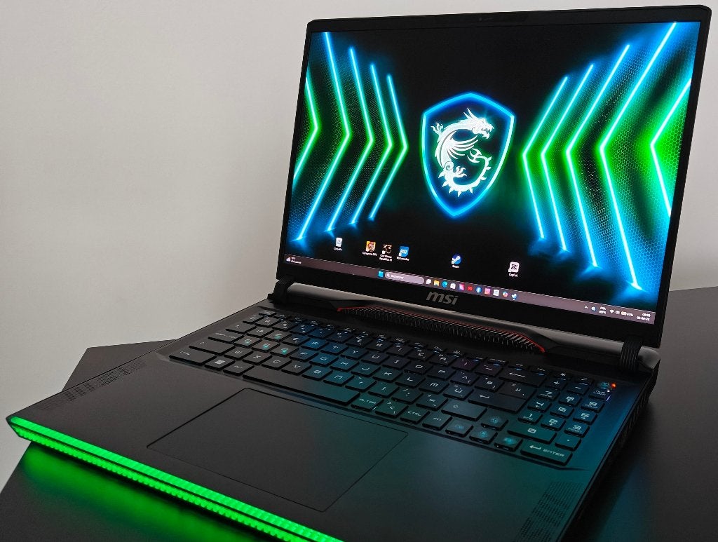 MSI Raider GE68 i9-14900HX RTX 4080, MSI, 32 GB, 16 pouces, Comme neuf