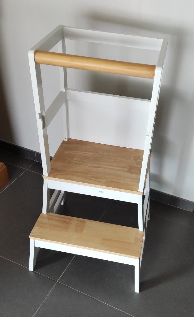 Spielwerk Leertoren - met Krijtbord - vanaf 2 jaar, Ophalen, Zo goed als nieuw, Stoel