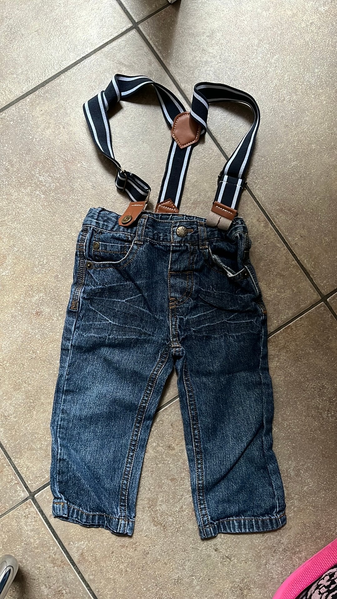 Jeansbroek met brutellen maat 80, Kinderen en Baby's, Ophalen, Zo goed als nieuw