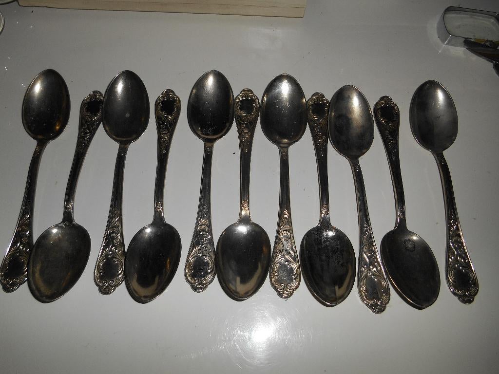 Lot de 11 cuillères en métal argenté ( 800), Ophalen of Verzenden