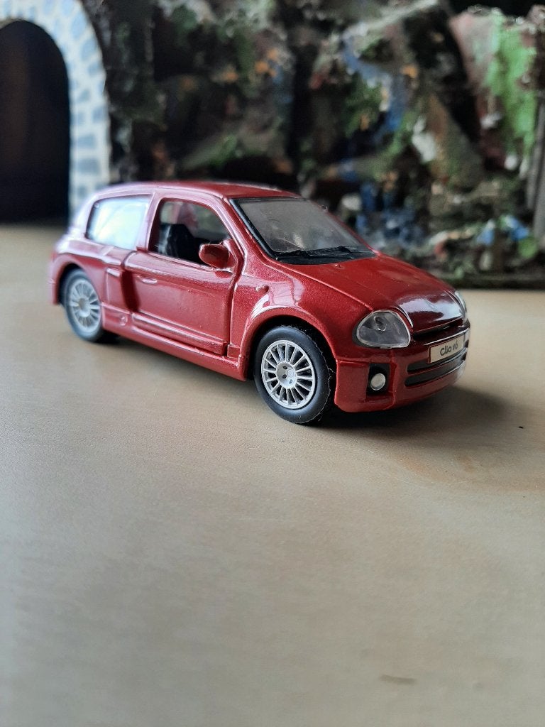 RENAULT CLIO V6 Sport  #MAISTO#  1/39 schaal, Enlèvement, Utilisé