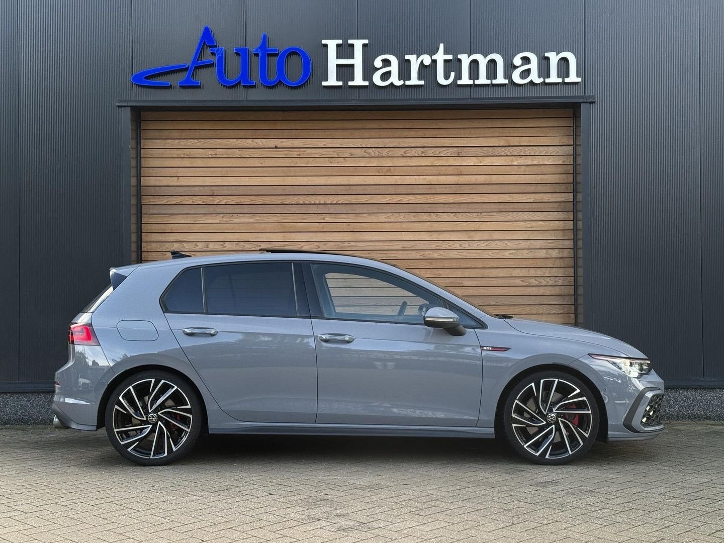 Volkswagen Golf 2.0 TSI GTI PANO|IQ-LIGHT|HEAD-UP|CAMERA|ACC, Auto's, Verwarmde buitenspiegels, Bedrijf, Berline, Golf