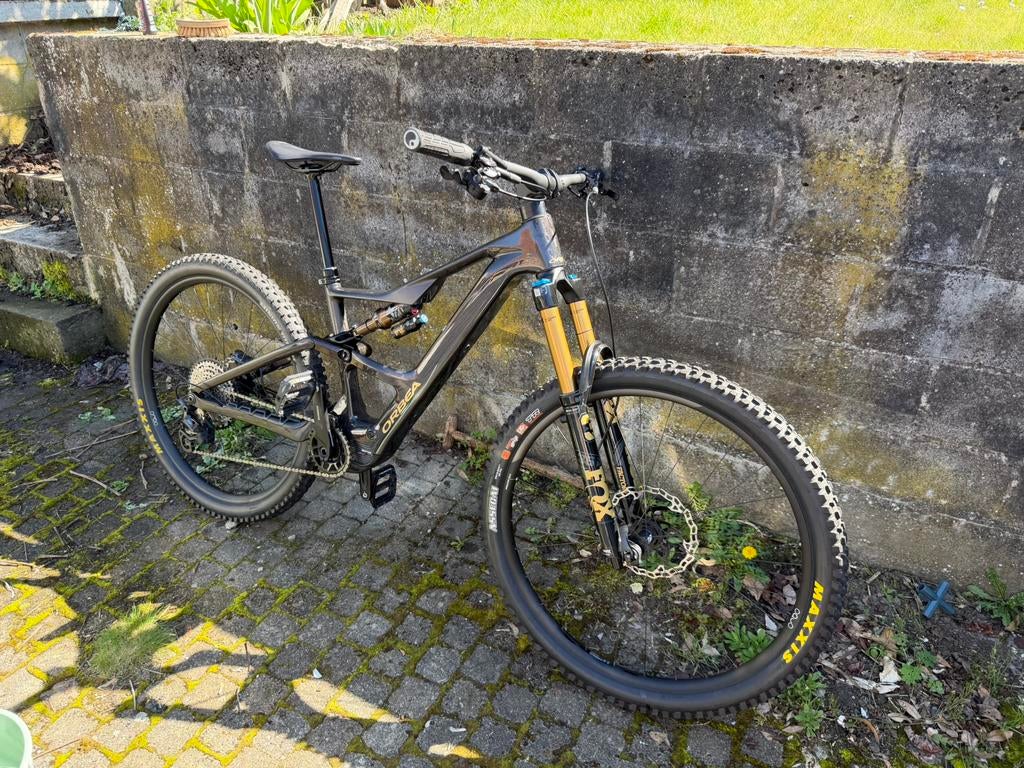 VTT électrique Orbea rise LT M10 2025, Fietsen en Brommers, Fietsen | Heren | Sportfietsen en Toerfietsen, Vering, 10 tot 15 versnellingen
