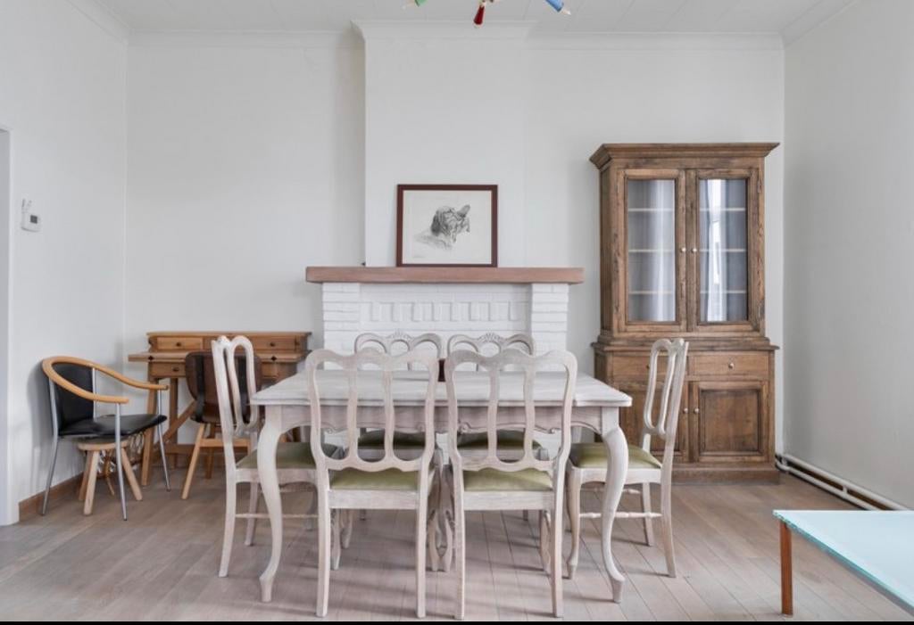 Tafel met 2 bladen te verlengen en 6 stoelen vintage