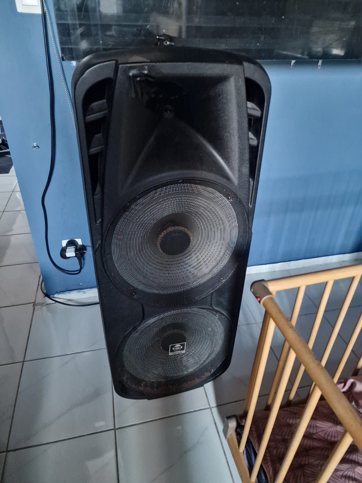 grand baff amplifié fonctionne parfaitement possible livrai, Gebruikt, Bluetooth, Ophalen, 150 watt of meer