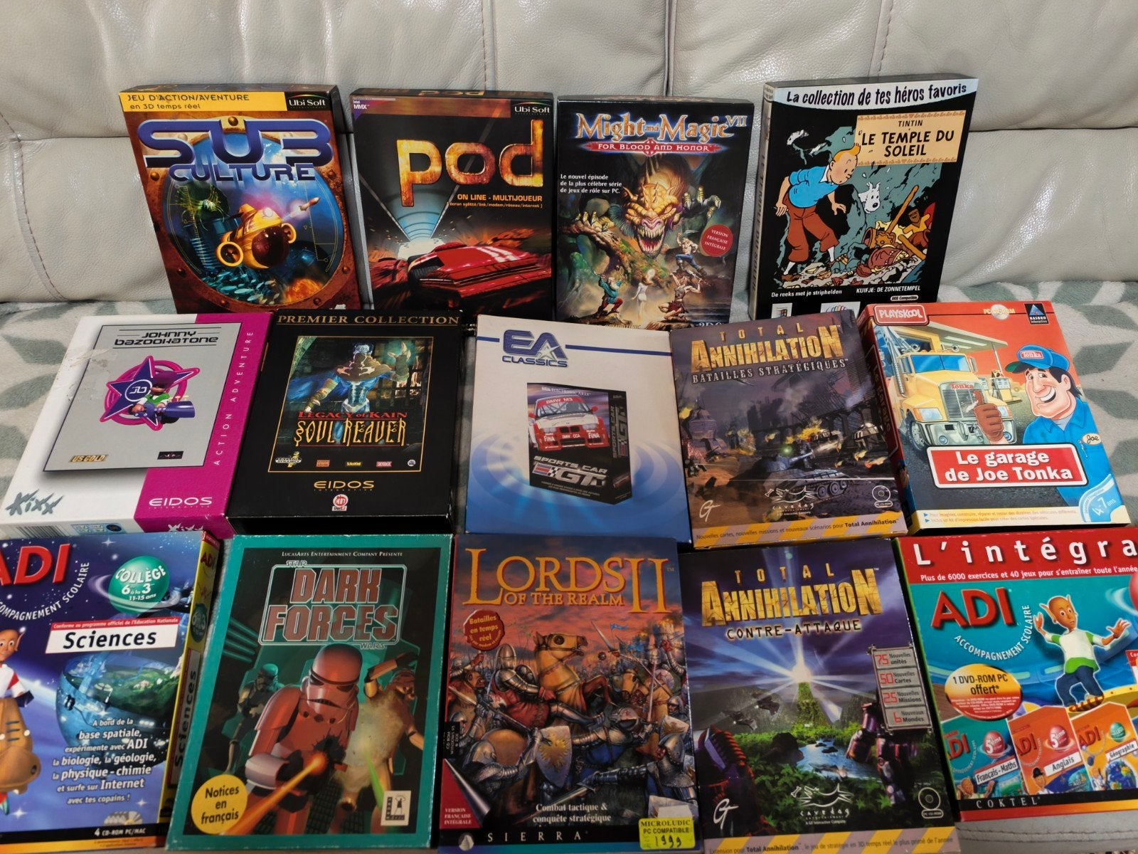 27 jeux PC rétro, Enlèvement