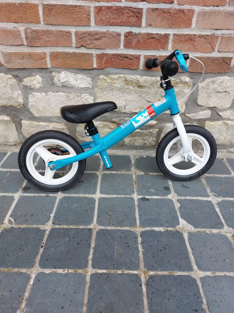 Draisienne 1 à 3 ans 10 pouces, Enlèvement