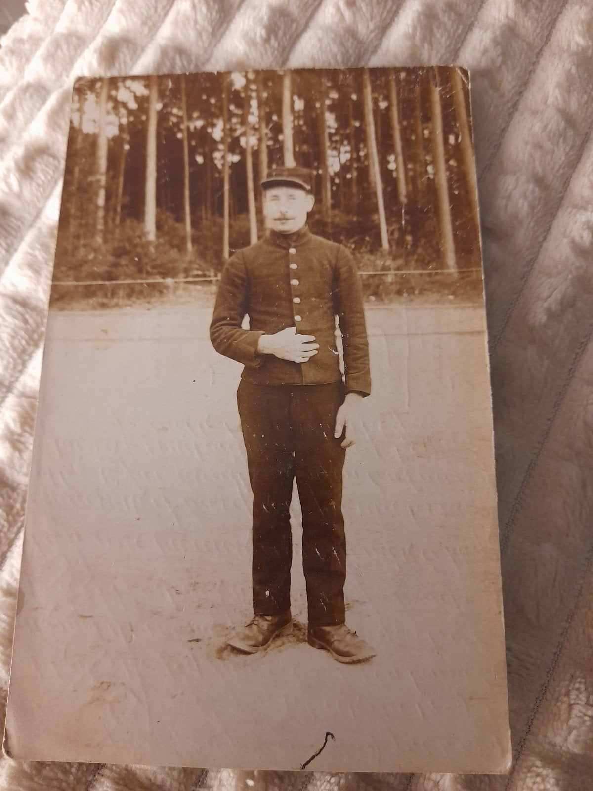 Carte postale "Militaire"prisonnier qui écrit à son épouse, Collections, Enlèvement ou Envoi, Avant 1920, Non affranchie, Autres thèmes