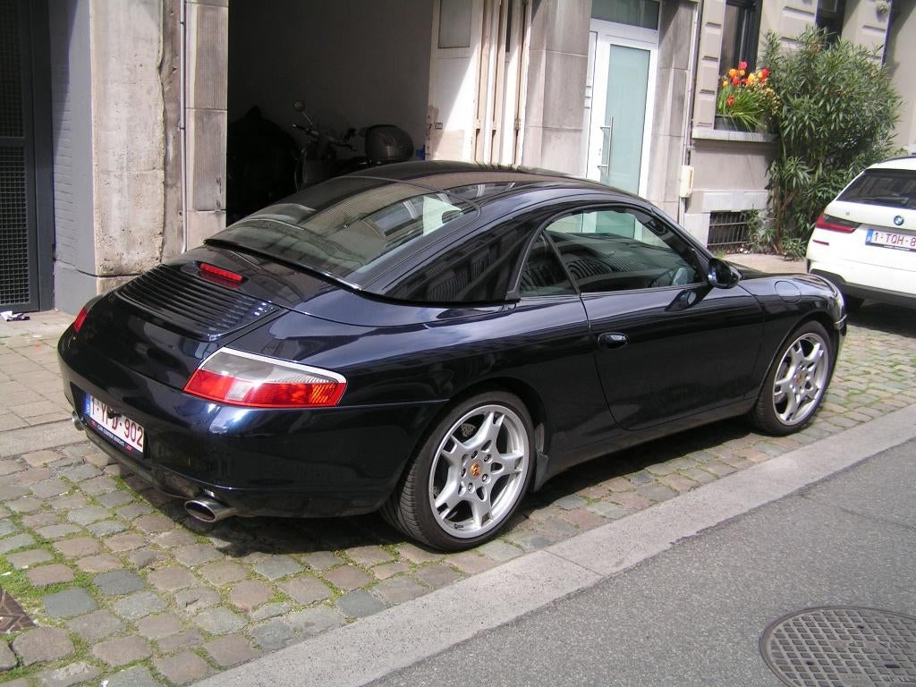 Porsche 996.1 carrera 4 cabrio MANUEEL in uitstekende staat, Auto's, Porsche, 4 zetels, Sound system, Cabriolet, Blauw