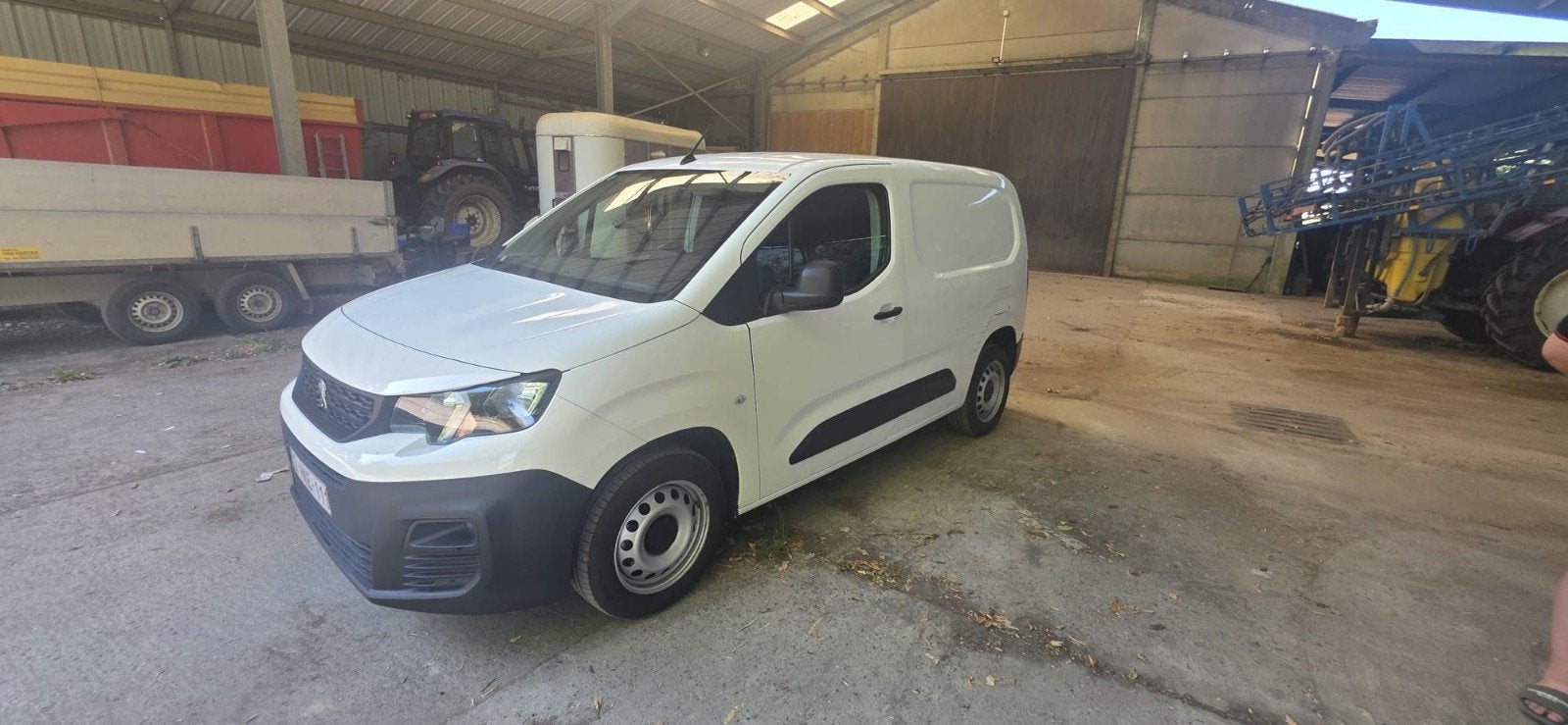 Peugeot Partner
1.5HDİ 75kw
2020 jaar
91000km
Airco een nog, Particulier, Te koop, Peugeot