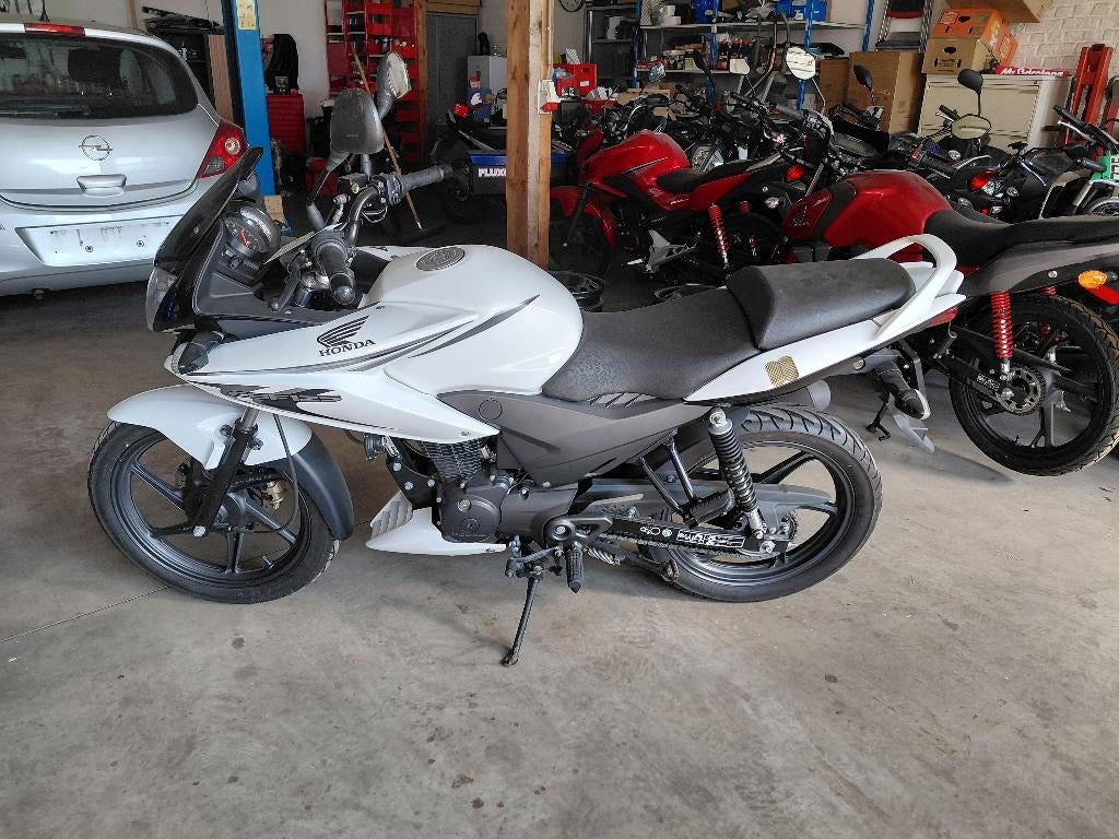 honda cbf 125, Motoren, Motoren | Honda, Particulier, 125 cc, 11 kW of minder, Handgeschakeld