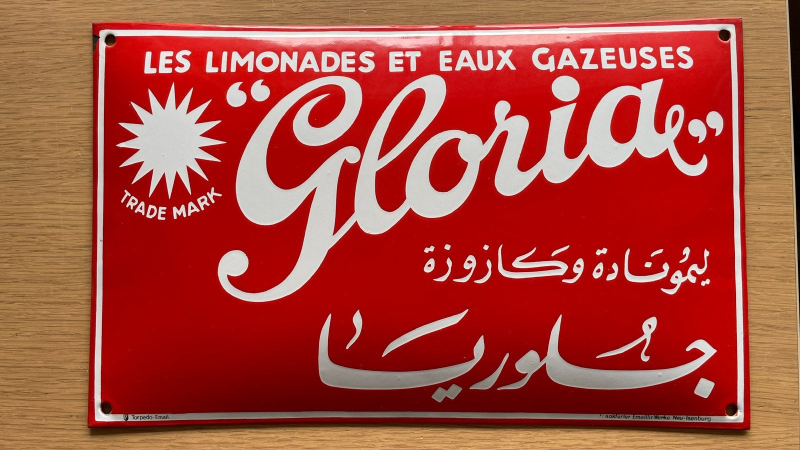 Panneau publicitaire en émail « Gloria Lemonades », Enlèvement, Panneau publicitaire