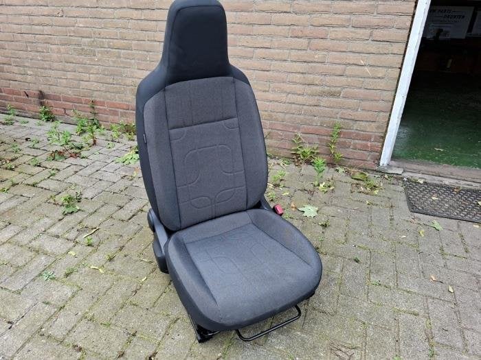 Stoel rechts van een Volkswagen UP, Auto-onderdelen, Gebruikt, -, Volkswagen, -