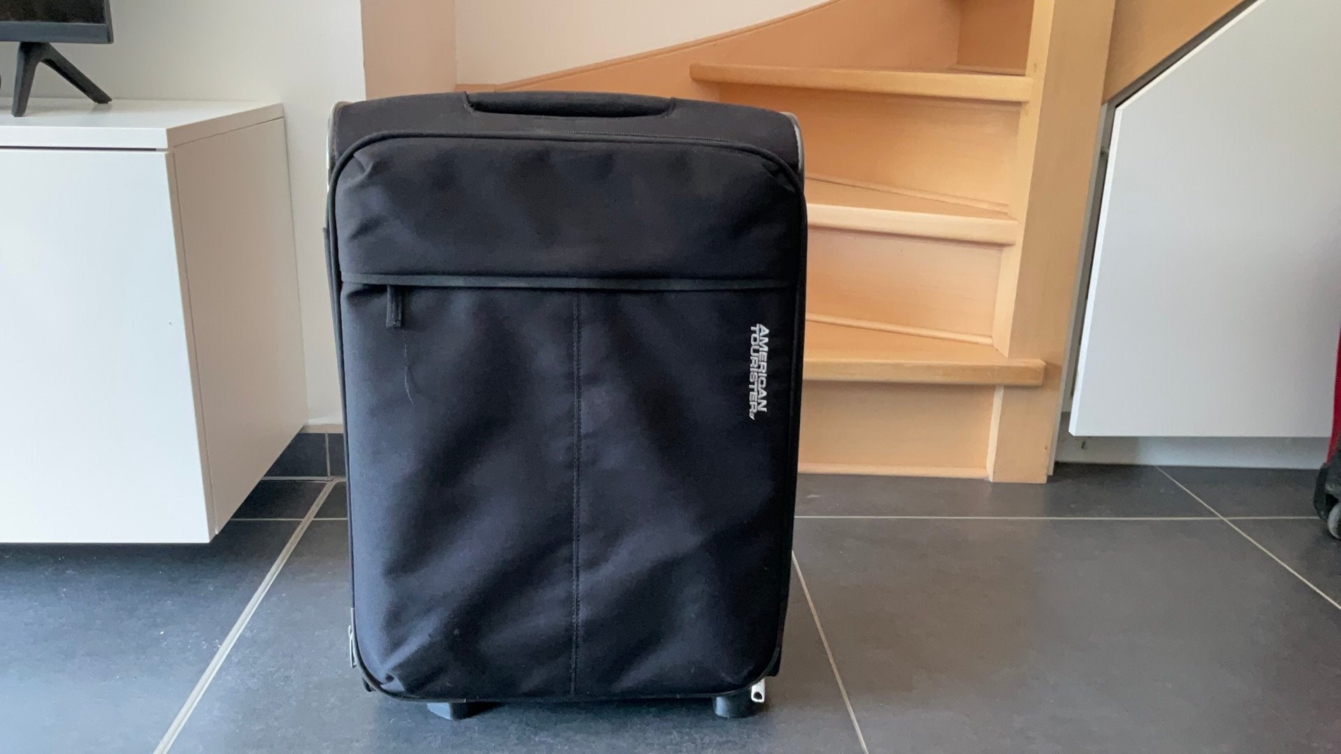 Bagage main American Tourister acheté sur Ryanair 38x51x18, Handtassen en Accessoires, Koffers, Ophalen, Zo goed als nieuw
