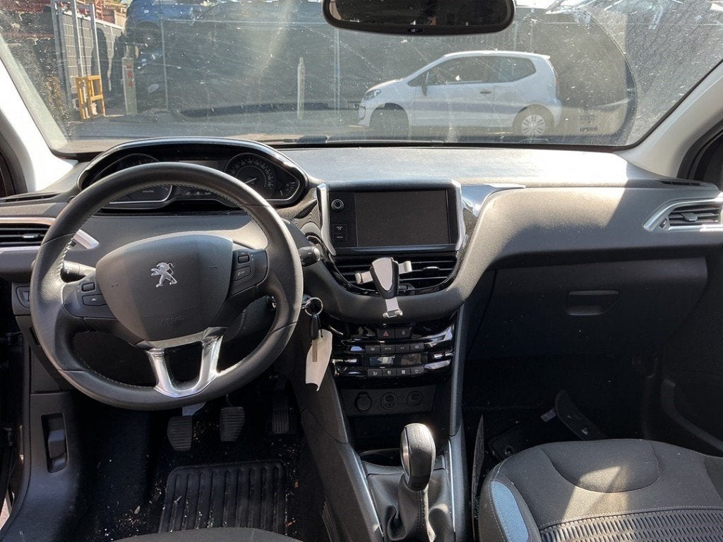 AIRBAG ENSEMBLE + ORDINATEUR 208 I (CA / CC / CK / CL), Kontakt-peugeot@peugeot.com, Utilisé, Peugeot Deutschland GmbH, Bahnhofsplatz
65423  Rüsselsheim, DE