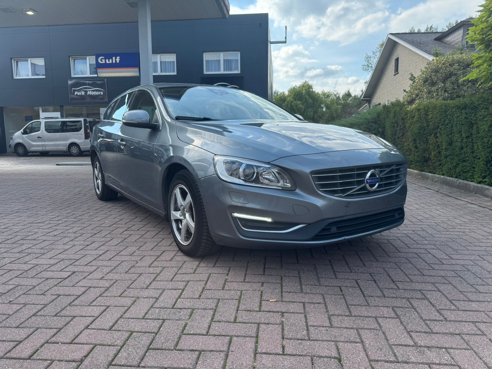 Volvo V60 - DIESEL - AUTOMAAT - 218.000km - 2017, Auto's, Volvo, Automaat, 1998 cc, Leder, 5 deurs