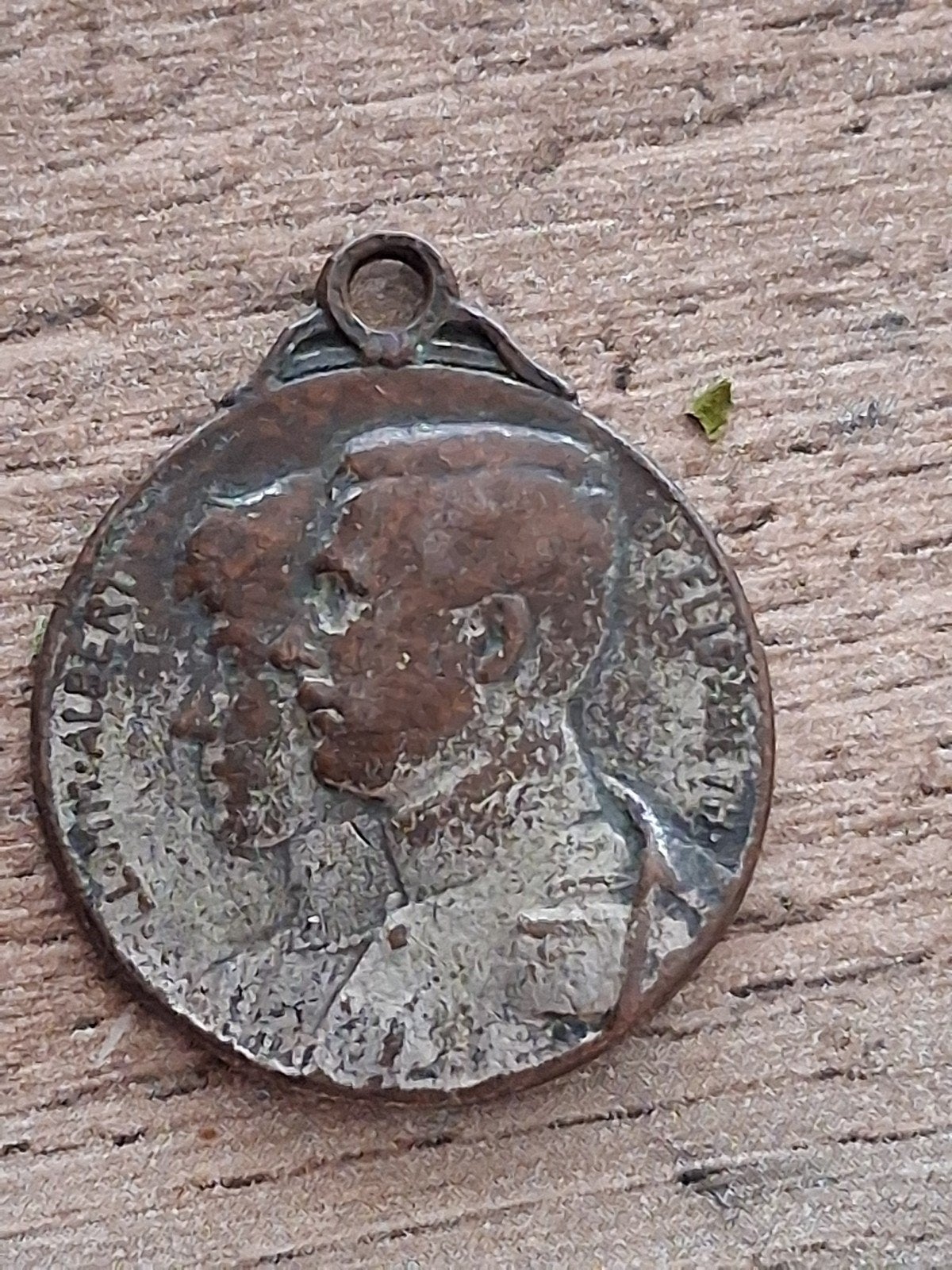 Médaille commémorative de la Première Guerre mondiale, Envoi