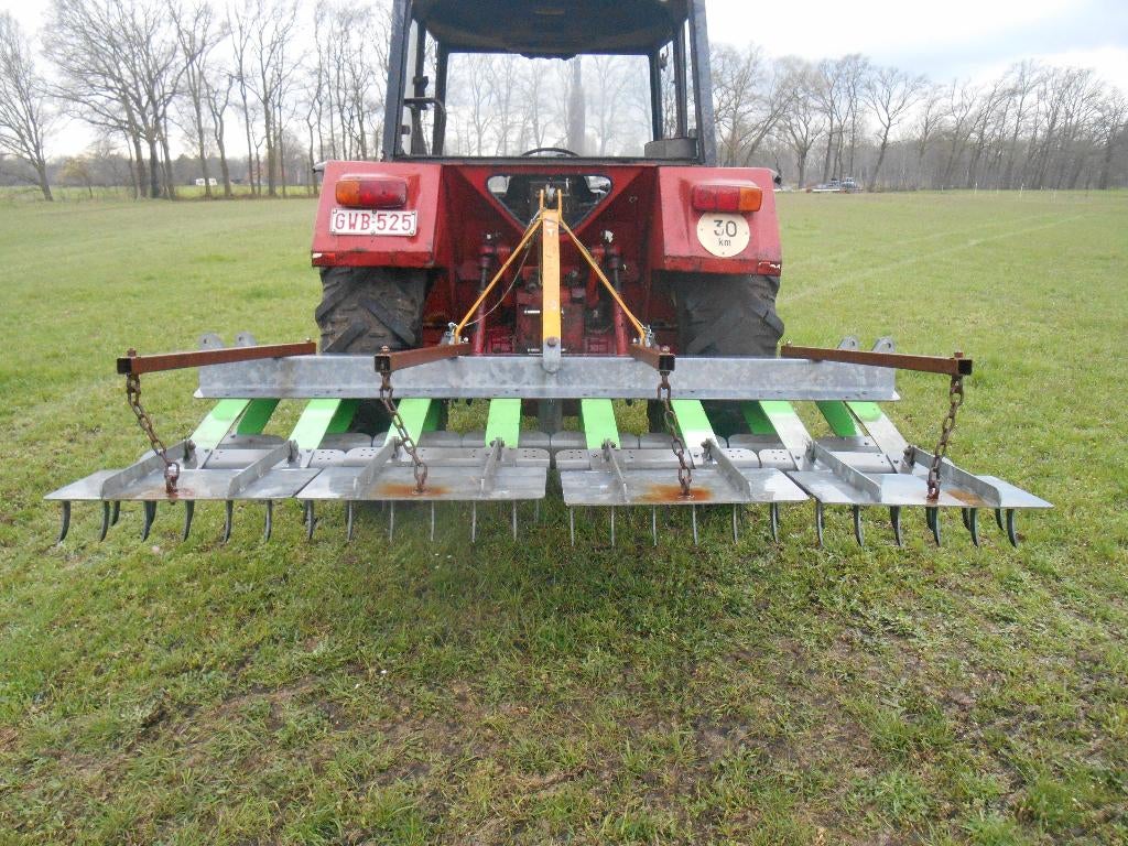 Weidesleep en meststofstrooier, Articles professionnels, Agriculture | Tracteurs, Enlèvement